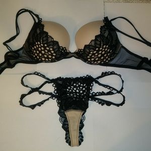 Victoria secret lace set 32D